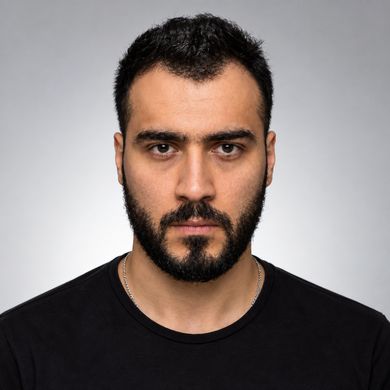 حسین کاریزنوئی